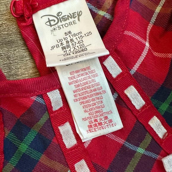 Kids Disney store vintage size 5/6 nightgown - Picture 3 of 3